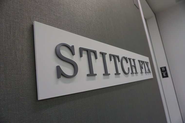 美国时尚电商Stitch Fix计划在加州裁员1400人