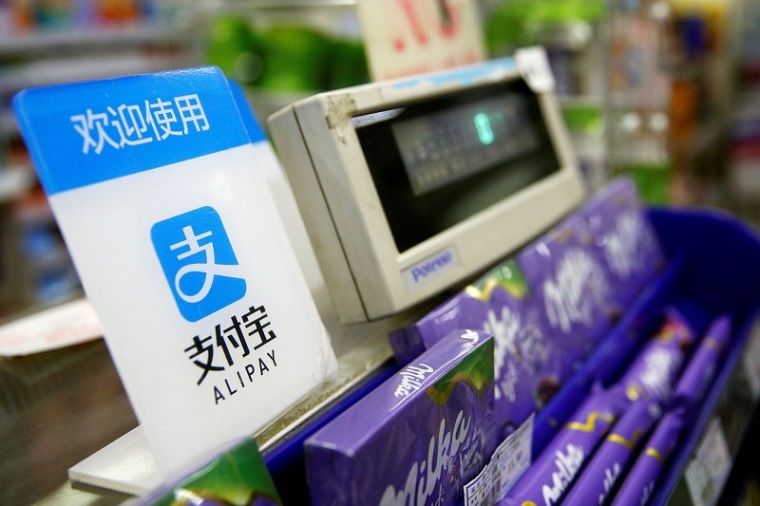 用支付宝境外收款码竟然能月入几万？