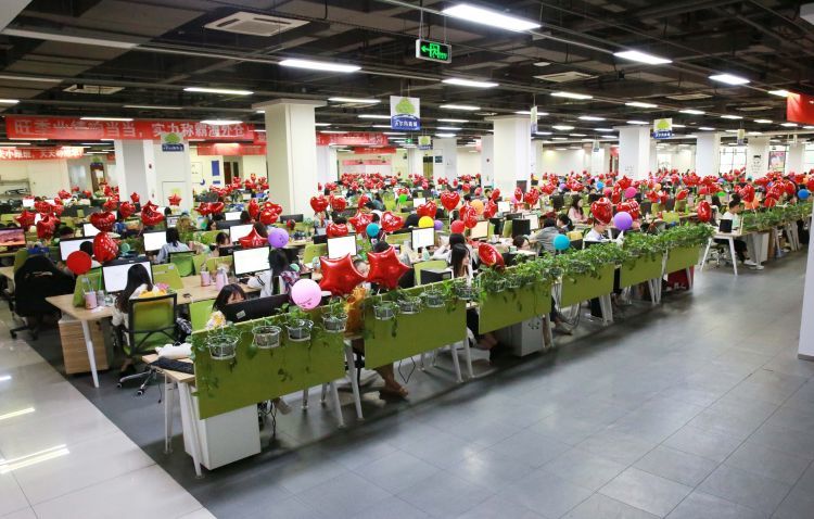 每天直邮出口包裹约400万件，龙岗跨境电商“链动”全球