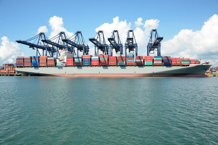 2021年前5月中国贸易货物进出口总值14.76万亿元