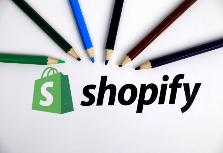 Shopify与HypeAuditor进行整合 为商家提供一体化分析