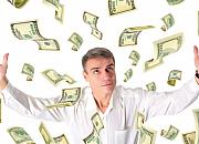 一年卖出近7000万个手机壳！亚马逊大卖玩转吉祥三宝